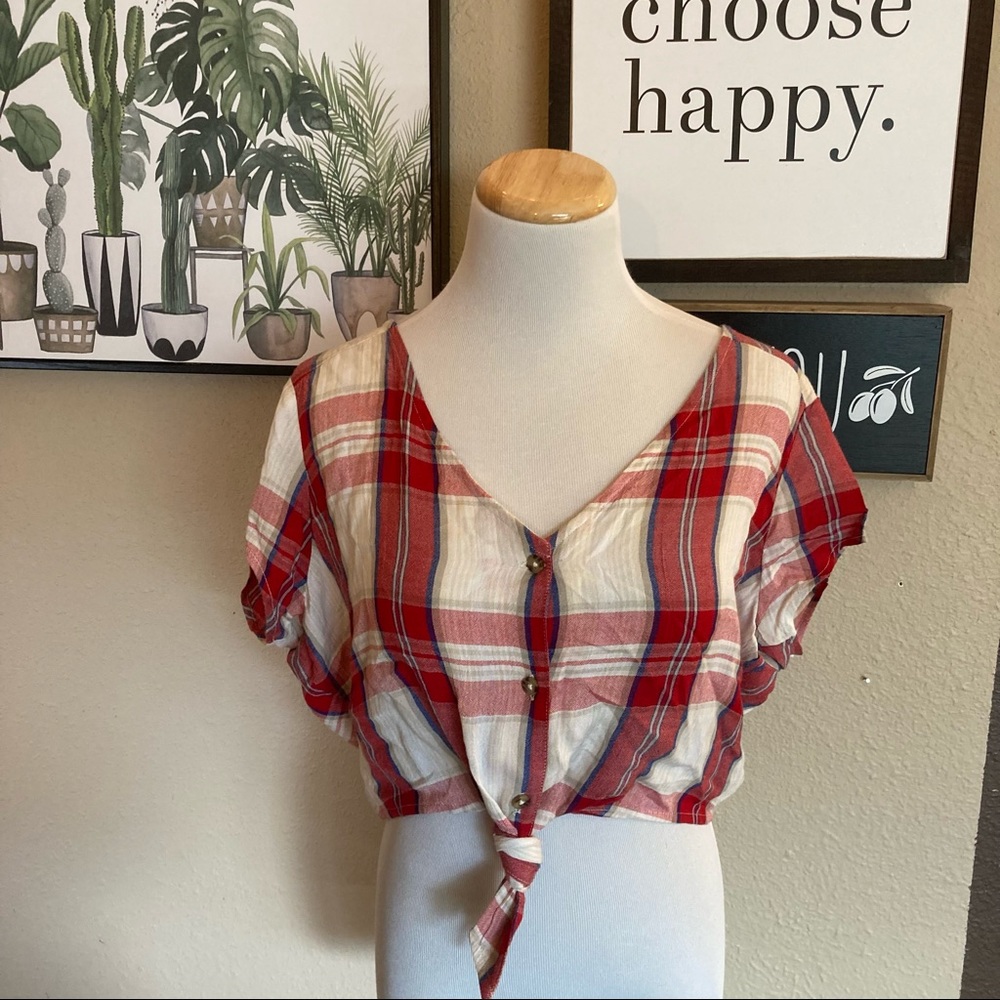 UO BDG Plaid Tie Front Crop Shirt large